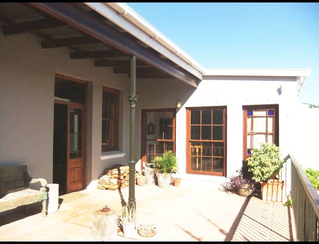 4 bed property to rent in WOODSTOCK